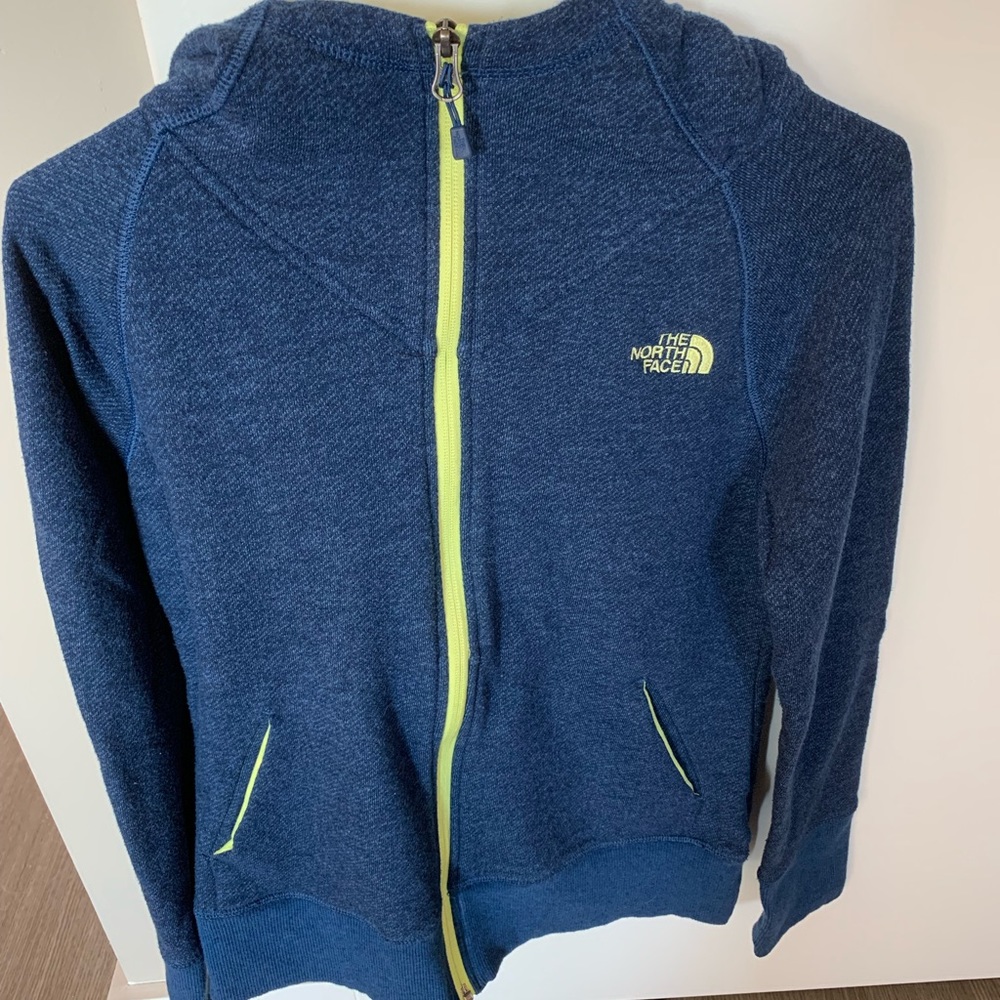 Women’s North Face Hoodie Size S